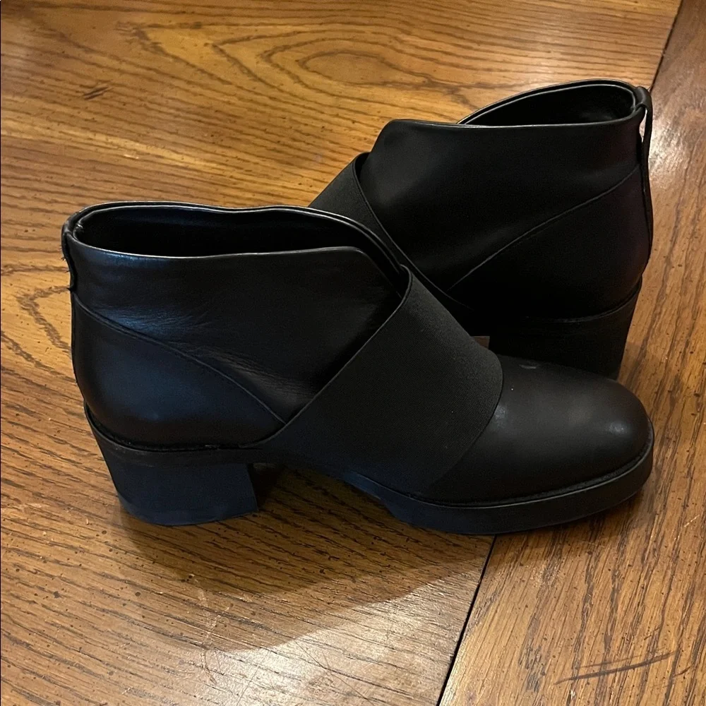 COS Black Leather Ankle Boots, size 38‎